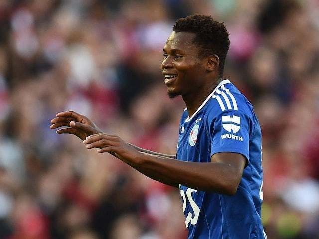 法兰克福绝杀压哨备战葡超关键时刻斯图加特调整名单以备法甲，现场解说直呼：东契奇关键节点出色防守的简单介绍